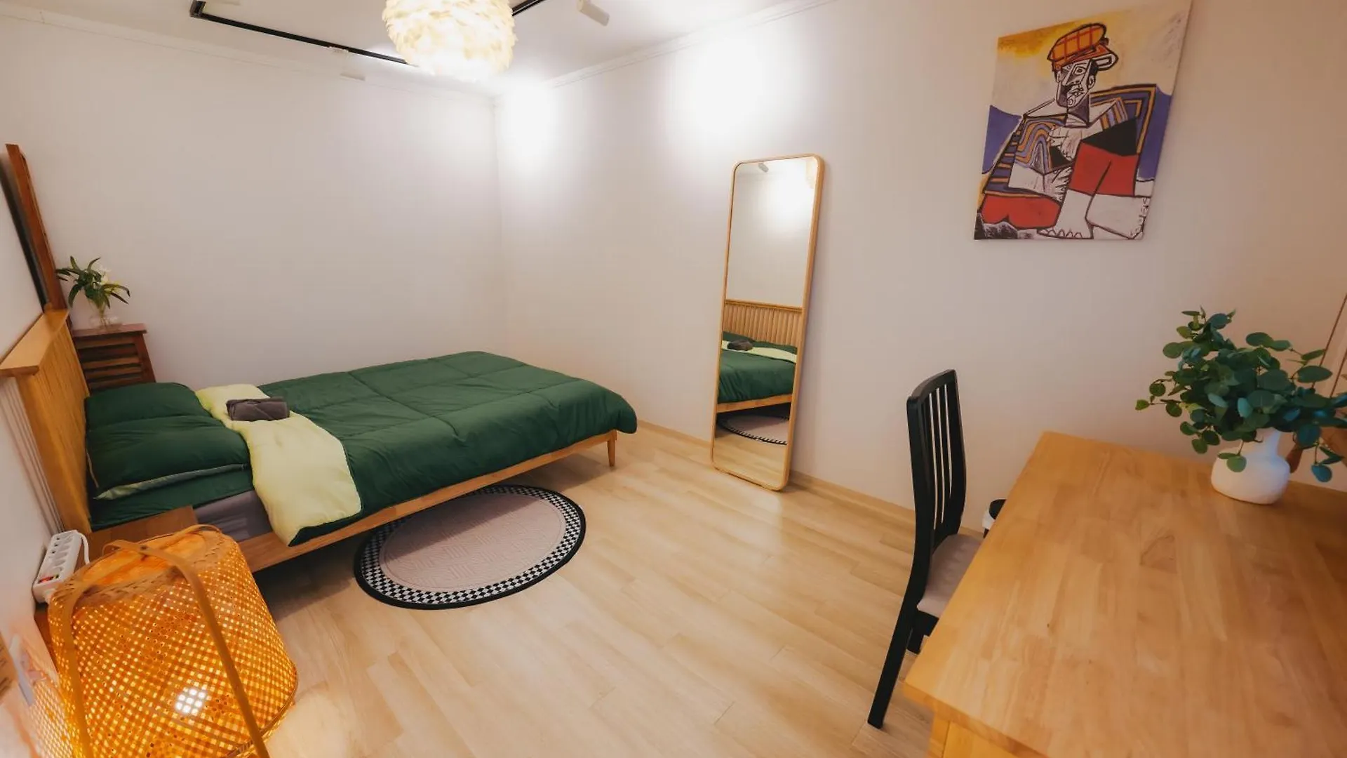 Good Vibe Stay Seoul Homestay
